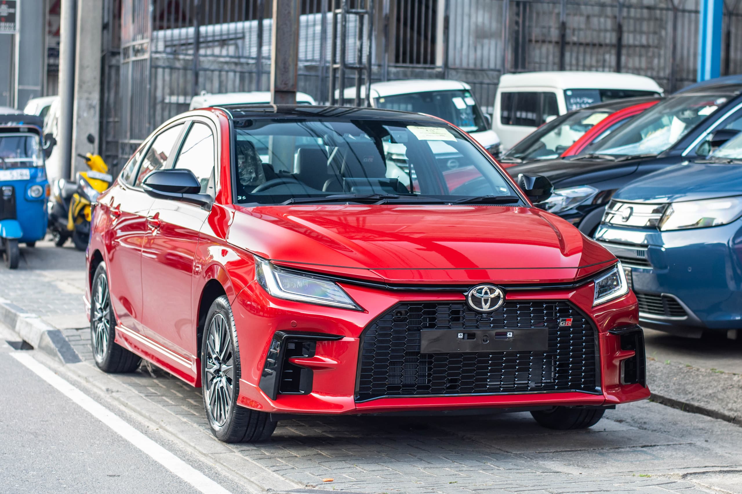 2025 Toyota Yaris Ativ GR Sport Hybrid